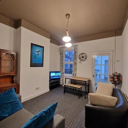 Nice Living Serviced Accommodations 11 Coventry Exterior photo
