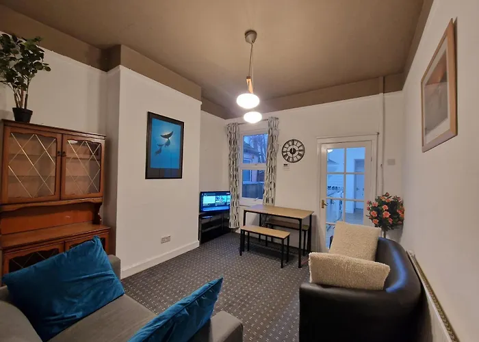 Nice Living Serviced Accommodations 11